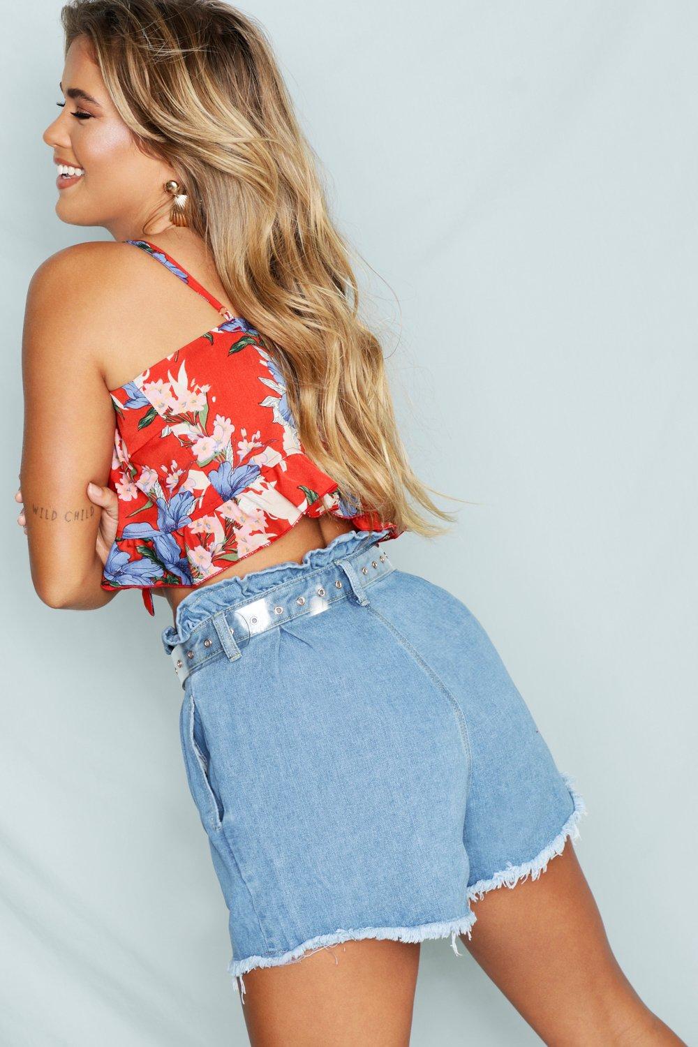 Paper bag hot sale shorts boohoo